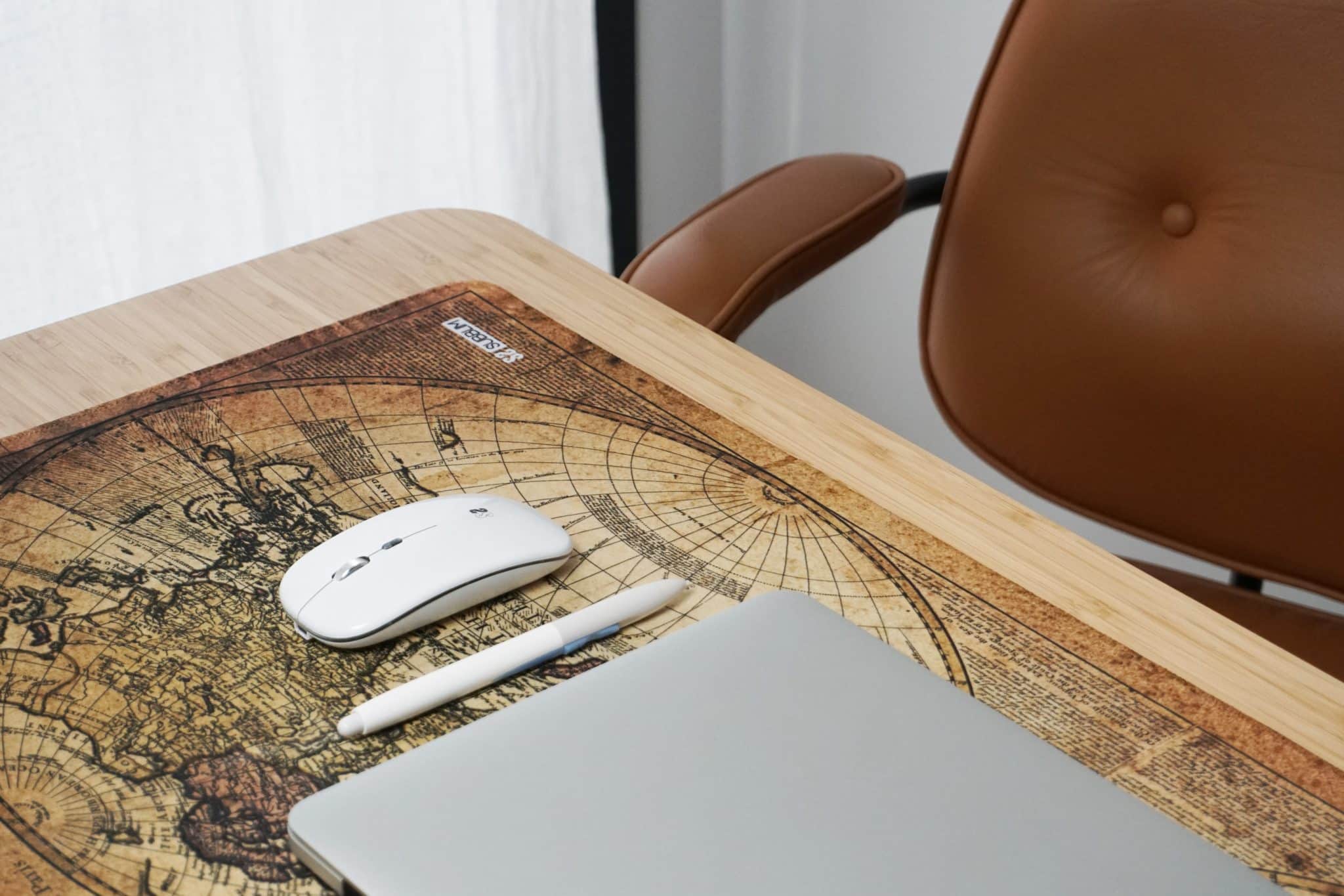 alfombrilla tipo tapete xl para escritorio con diseño de mapa mundi antiguo vintage.